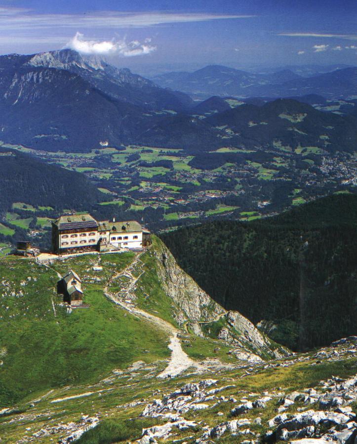 Apartment Im Souterrain Mit Terrasse