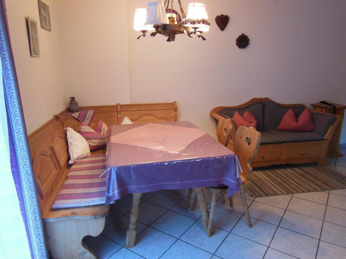 Apartment Im Souterrain Mit Terrasse